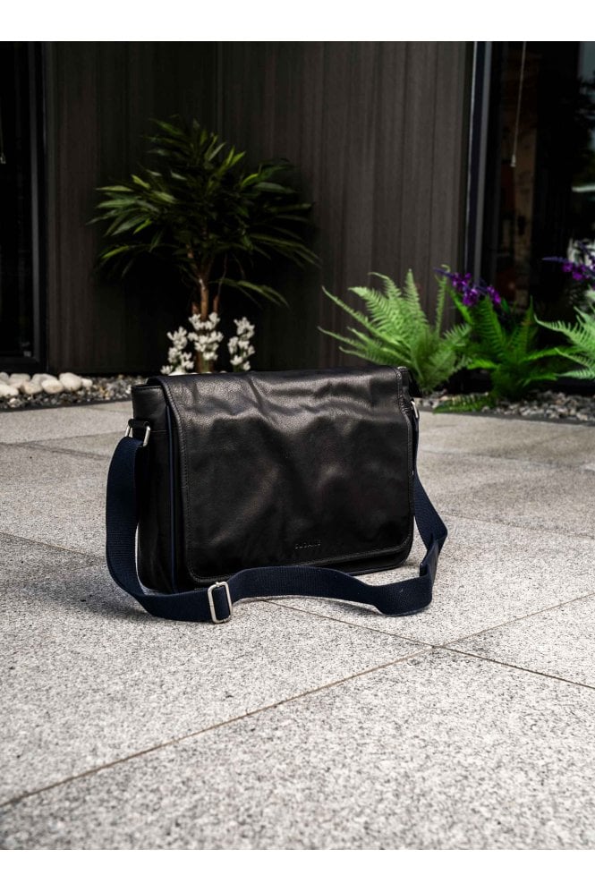 Messenger Bag - Black